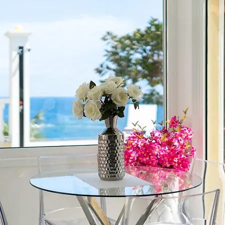 Bouganvilla Am Mit Pool Кальяо-Сальвахе