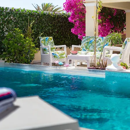 Вилла Bouganvilla Am Mit Pool